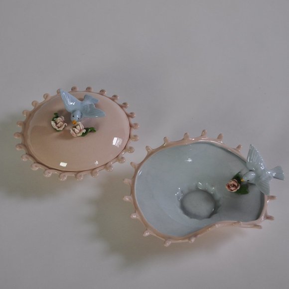 VTG pastel 3 piece mid century ceramic vanity set